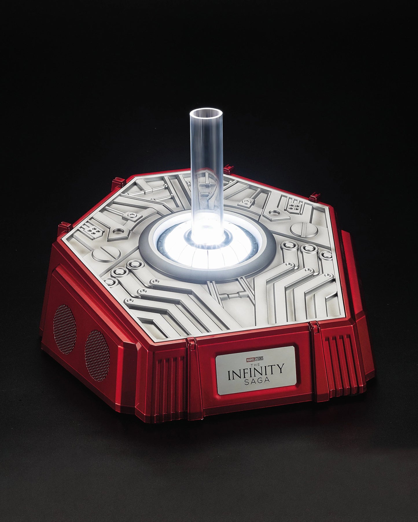 Killerbody 1: 1 Collectible Iron Man MK7 Wearable Helmet with Bluetooth Speaker Stand