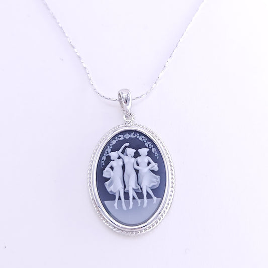 18x25mm black agate pendant w/chain