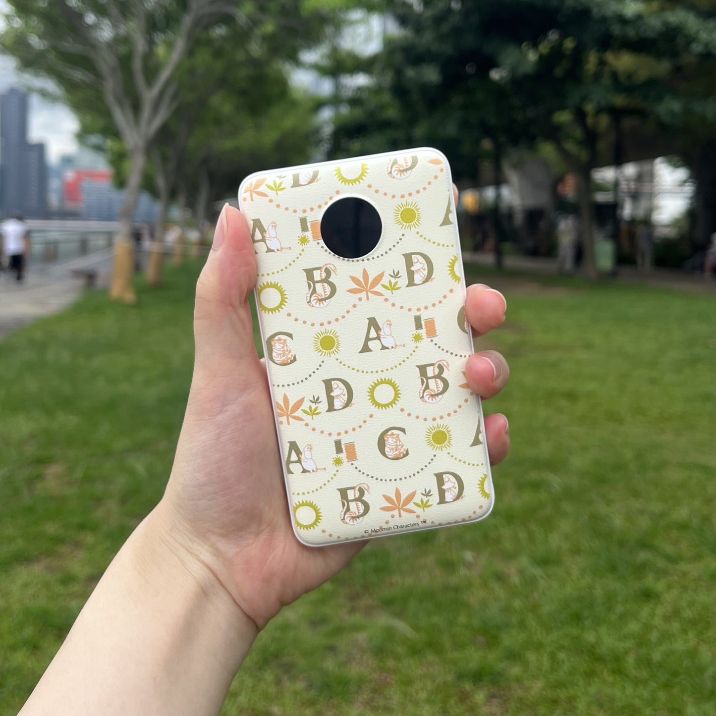 Moomin 10000mAh Fast Charge Built-in Cables Power Bank