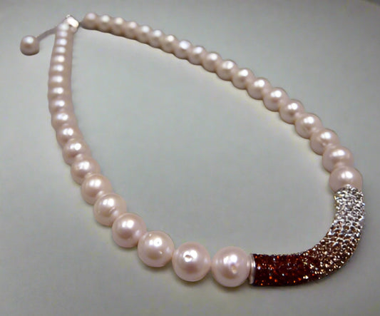 White Pearls Necklace