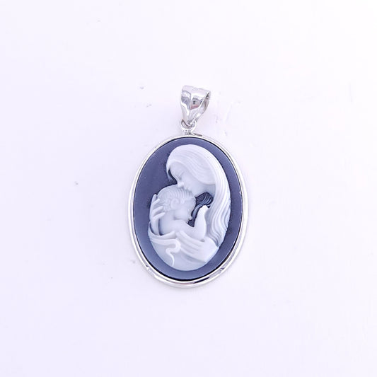 Black agate pendant 18 x 25 mm