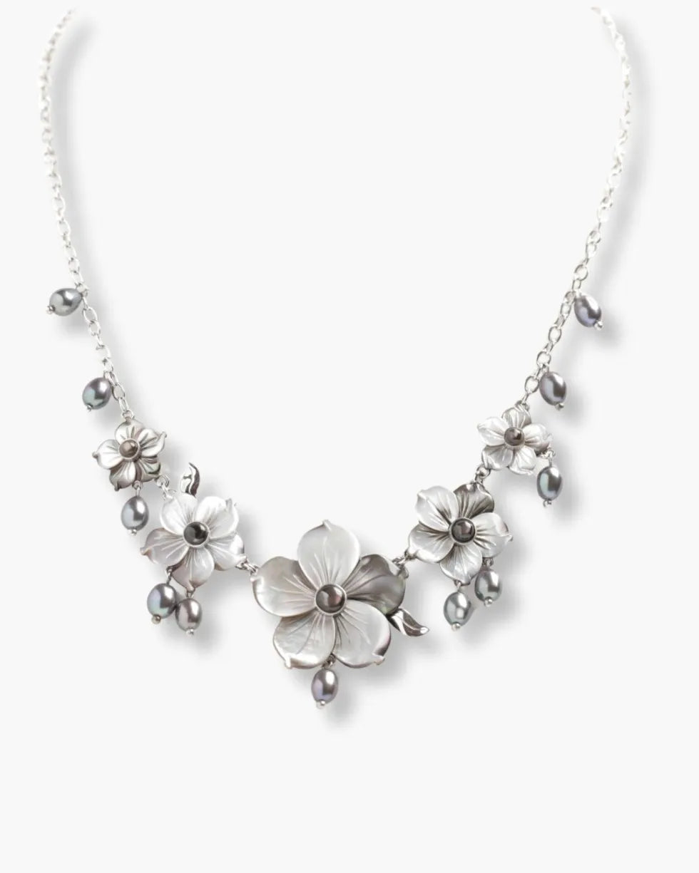 Irregular Faceted Tiny Flowers with Freshwater Pearls Necklace